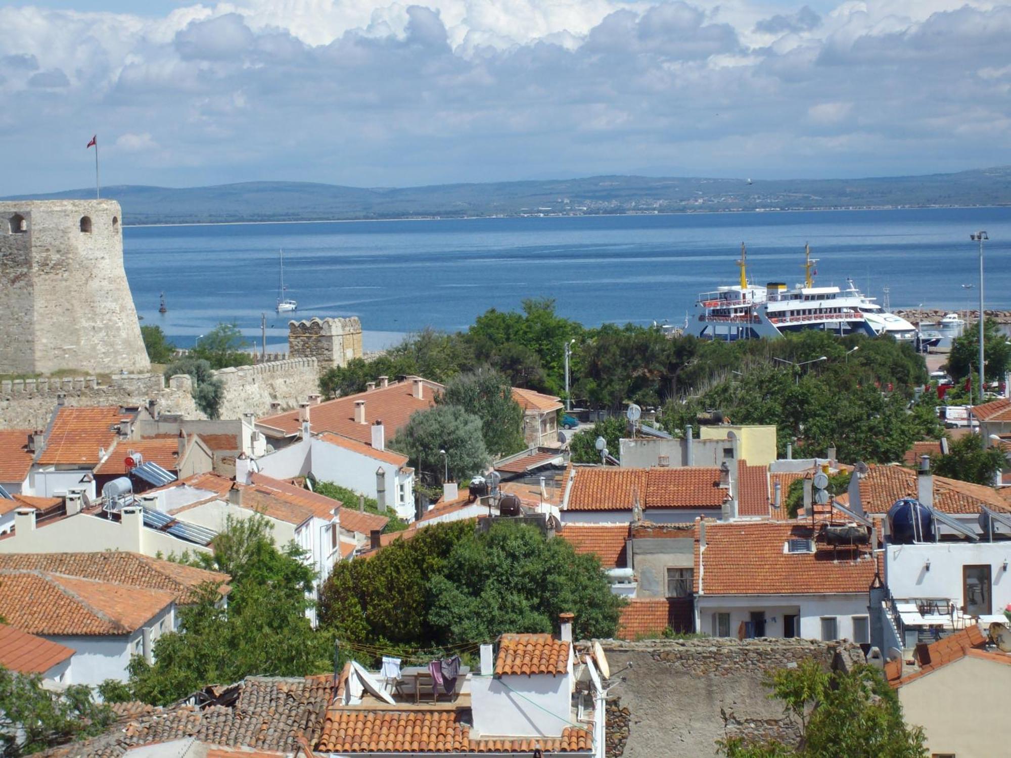 Adali Guest House Bozcaada Eksteriør bilde
