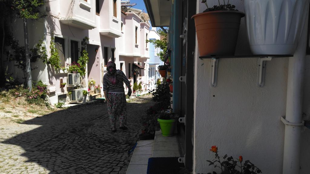 Adali Guest House Bozcaada Eksteriør bilde