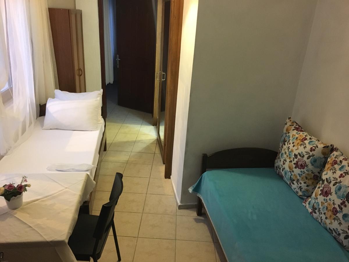 Adali Guest House Bozcaada Eksteriør bilde