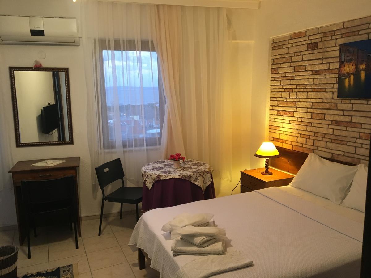 Adali Guest House Bozcaada Eksteriør bilde